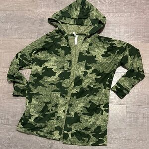 LuLaRoe Green Camouflage Open Cardigan Hoodie